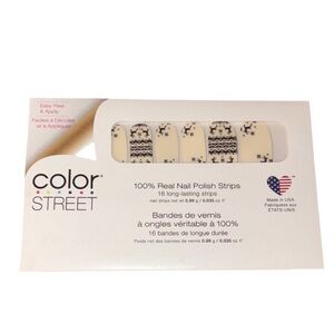 Color Street Nail Strips - Clear overlay with Black Reindeer